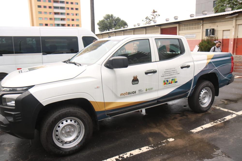 Prefeitura de Parintins ganha veículo para Assistência Social