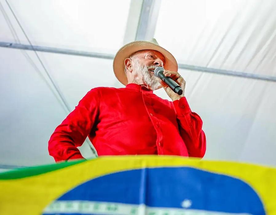 'Trump quer criar nova ONU', diz Lula sobre Conselho de Paz