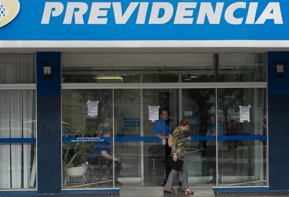 Agências do INSS abrem para atendimento extra neste sábado e domingo