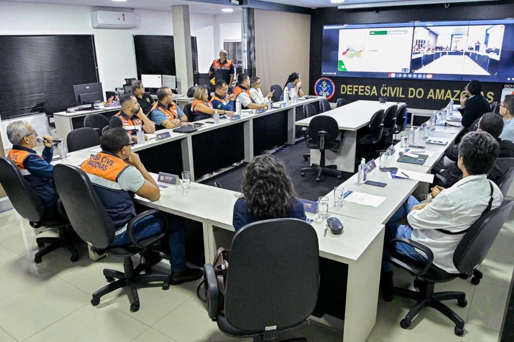 Defesa Civil do Amazonas mobiliza setor de telecomunicações para fortalecer a prevenção e a resposta às cheias de 2026