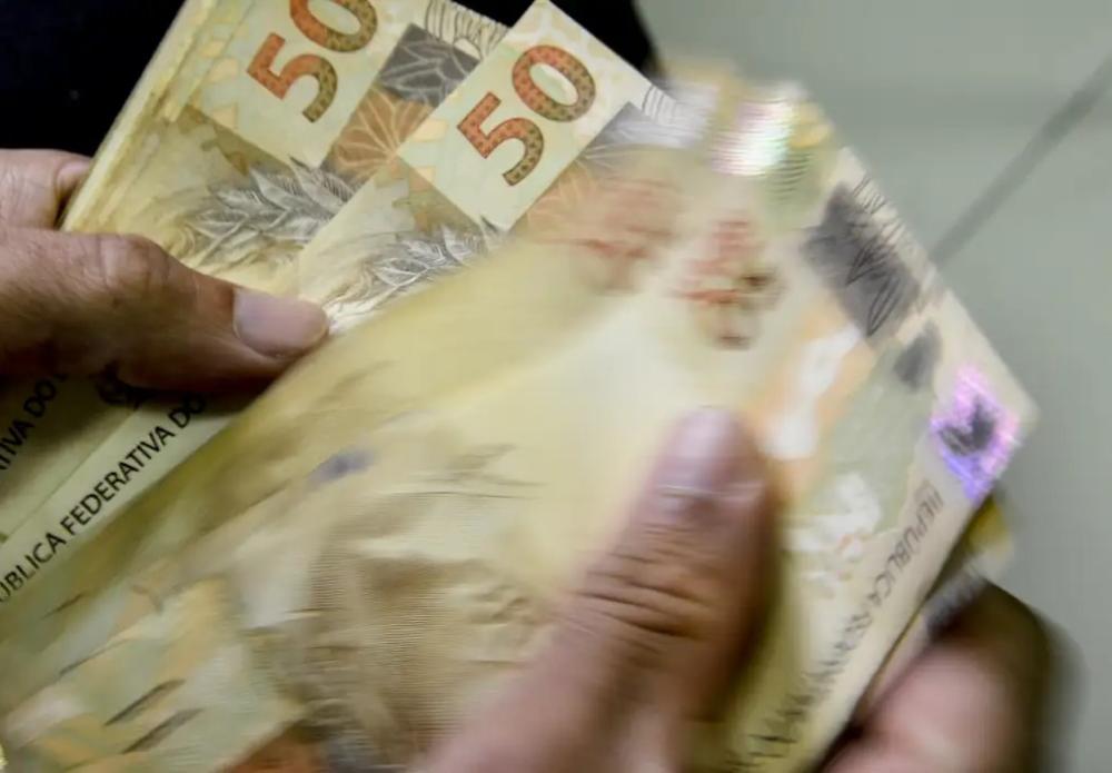 Mercado reduz previsão da inflação para 3,97% este ano