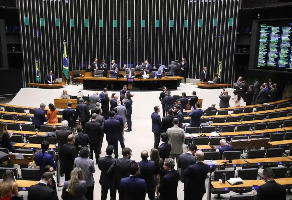 Câmara aprova projeto que cria a Universidade Federal do Esporte