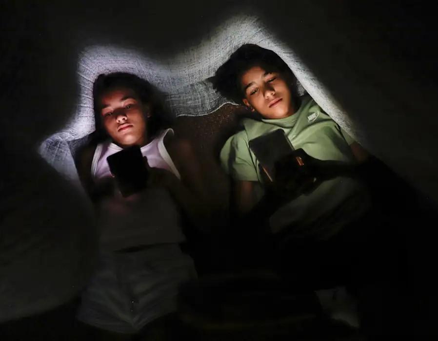 Estudo mostra impacto de vídeos curtos no desenvolvimento infantil