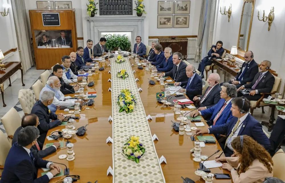 Brasil e Índia assinam acordo sobre terras raras e minerais críticosvv