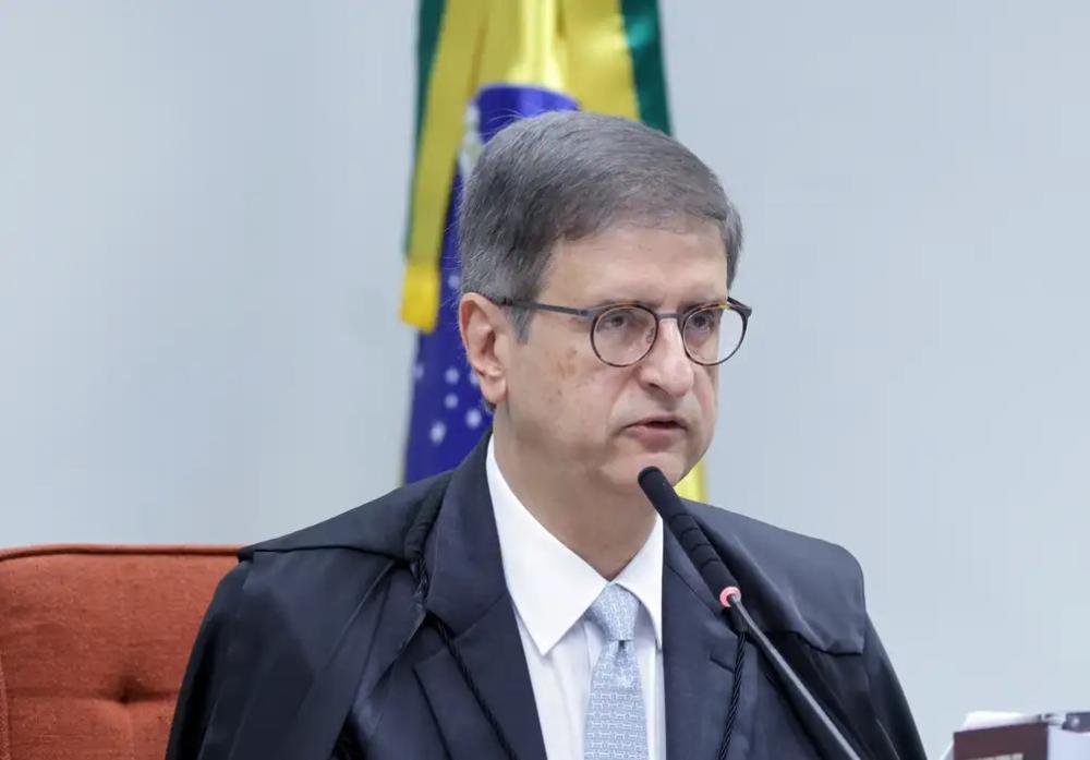 PGR apresenta parecer contrário à prisão domiciliar para Bolsonaro