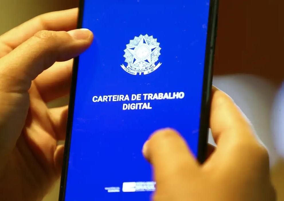 Desemprego fica em 5,4% no trimestre encerrado em janeiro de 2026