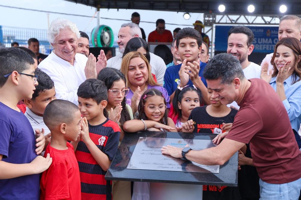 David Almeida lança pedra fundamental do Aquário de Manaus e anuncia corredor turístico coberto na rua Bernardo Ramos