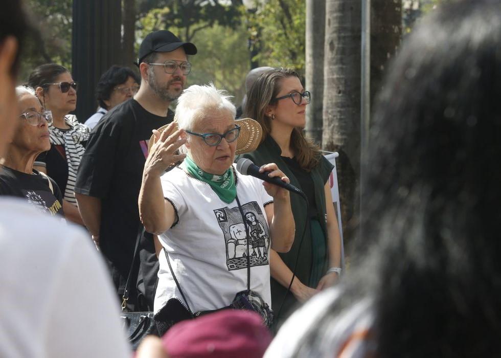 Mulheres estão perdendo o direito de ir e vir, diz Amelinha Teles
