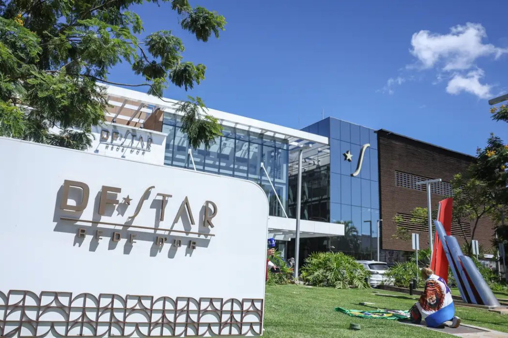 Defesa de Bolsonaro volta pedir prisão domiciliar por motivos de saúde