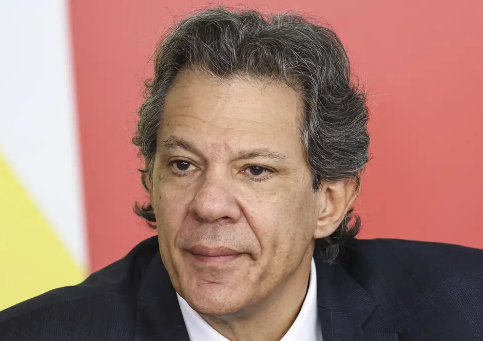 Haddad fará proposta aos estados para conter preços dos combustíveis