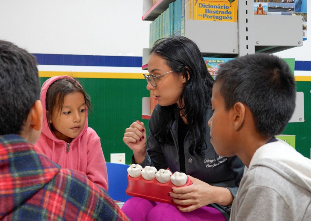 Prefeitura leva atendimentos odontológicos a escola da zona Leste no Dia ‘B’ da Saúde Bucal