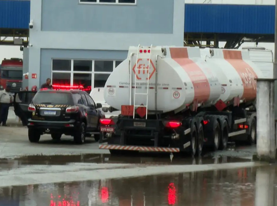 Governo fiscalizou 1,1 mil postos de combustíveis para evitar abusos