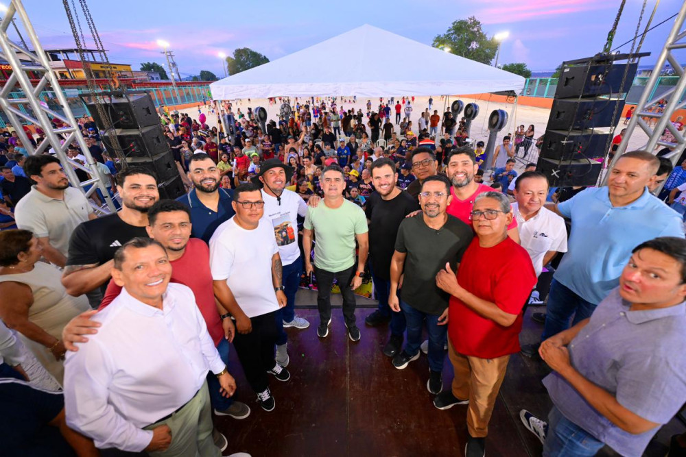 David Almeida entrega no bairro Colônia Antônio Aleixo 36° complexo esportivo e amplia estrutura de esporte e lazer na zona Leste
