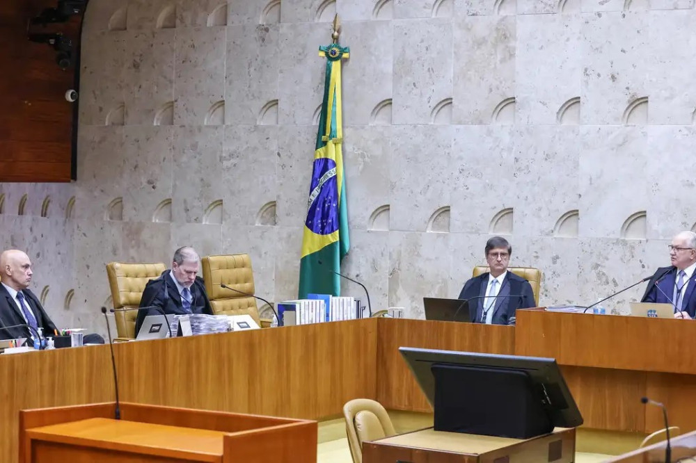 STF retoma julgamento sobre pagamento de penduricalhos