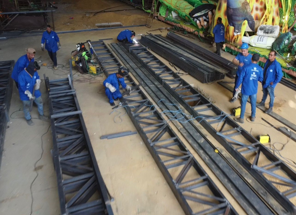 Pela valorização e mais segurança ao artista, gestão de Rossy Amoedo constrói novo galpão de alegorias e amplia patrimônio do Caprichoso