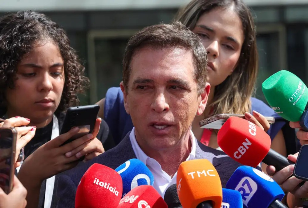 Jair Bolsonaro tem alta hospitalar; ex-presidente já está em casa