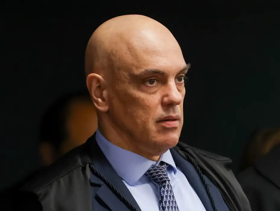 Moraes restringe compartilhamento de dados do Coaf