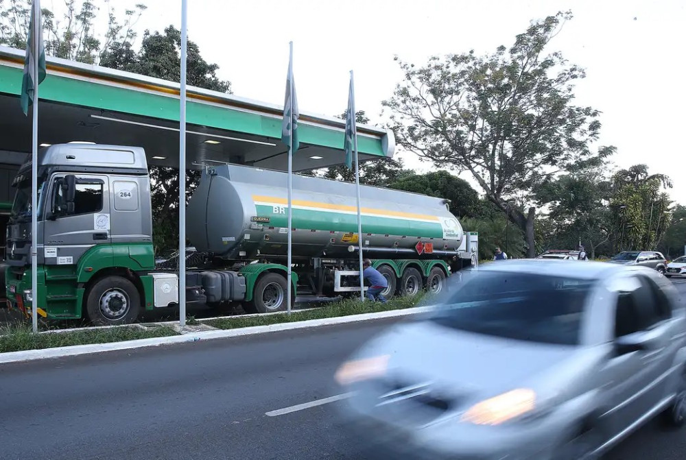 Mais de 80% dos estados aderem a subsídio a diesel importado