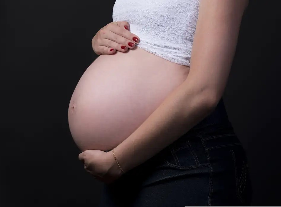 Lula sanciona lei que regulamenta a profissão de doula