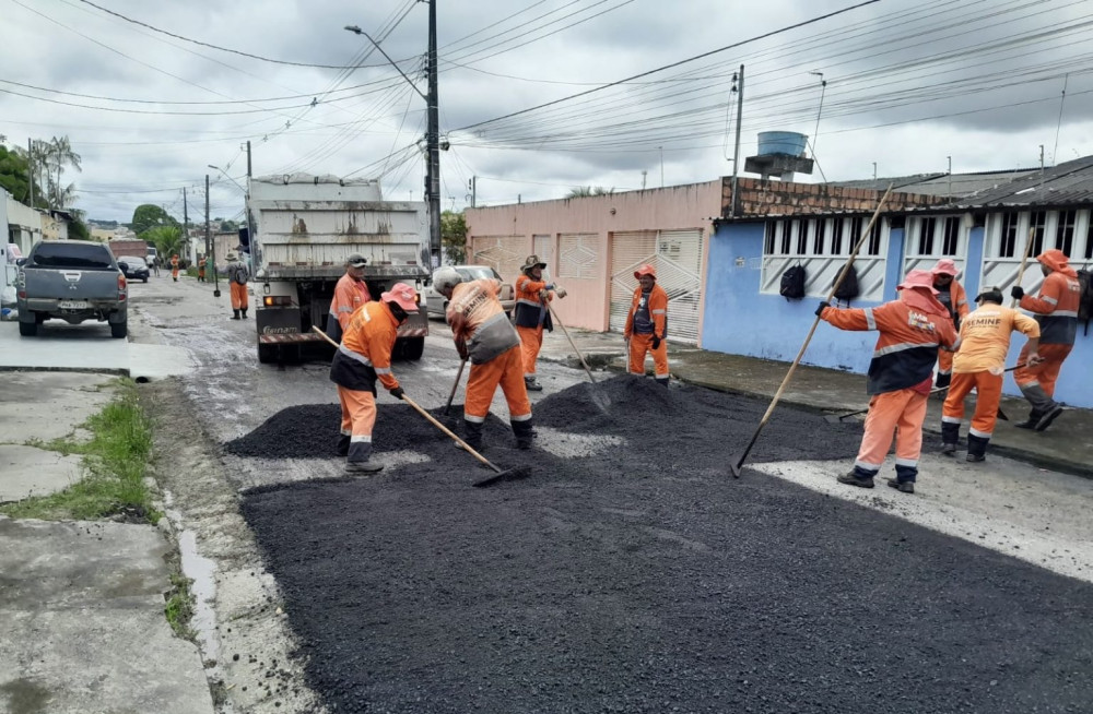 Prefeitura de Manaus recupera nova rua do conjunto Castanheira, no bairro São José Operário