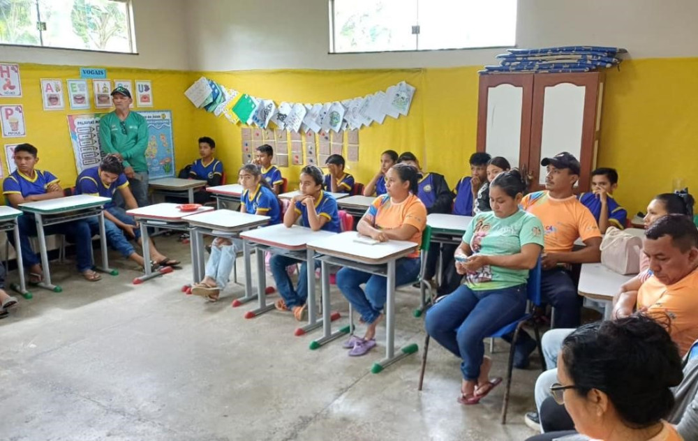Projeto Horta Escolar leva alimento saudável e educação ambiental ao interior de Parintins