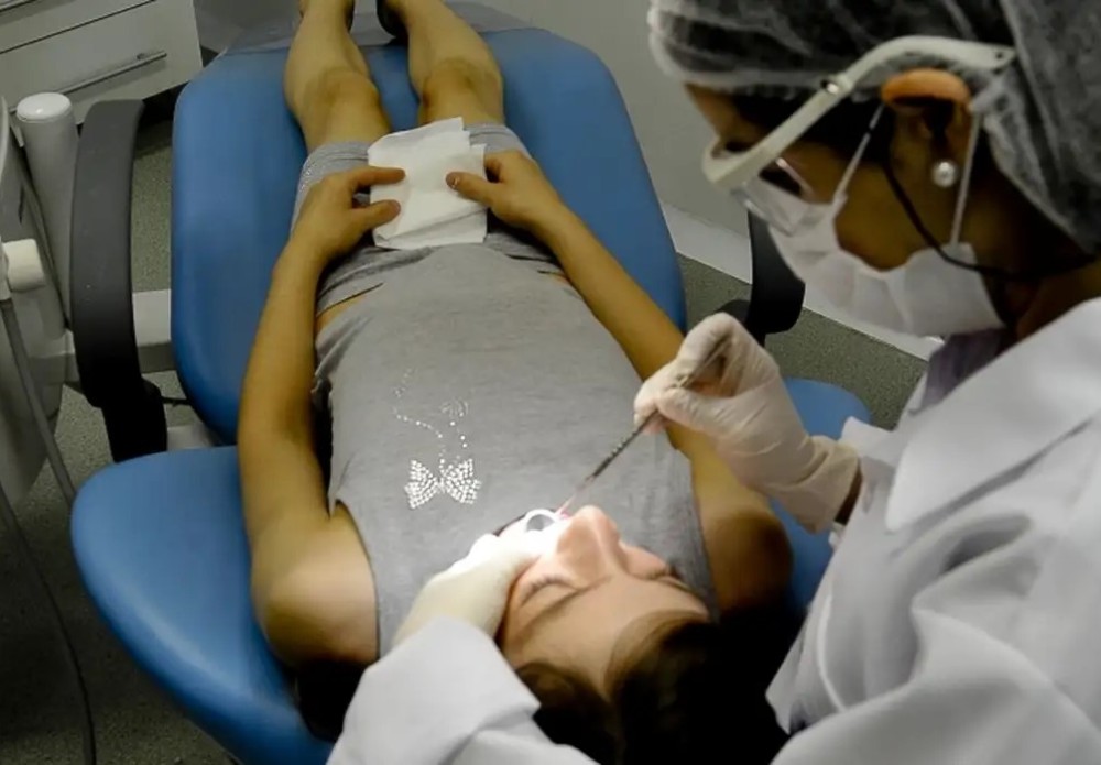 Iniciativa seleciona jovens para tratamento odontológico gratuito