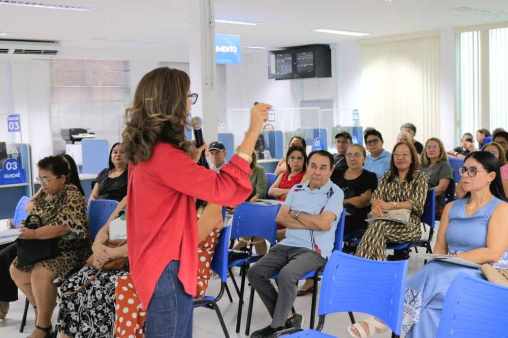 Prefeitura de Manaus homenageia 45 servidores recém-aposentados e reforça orientações previdenciárias
