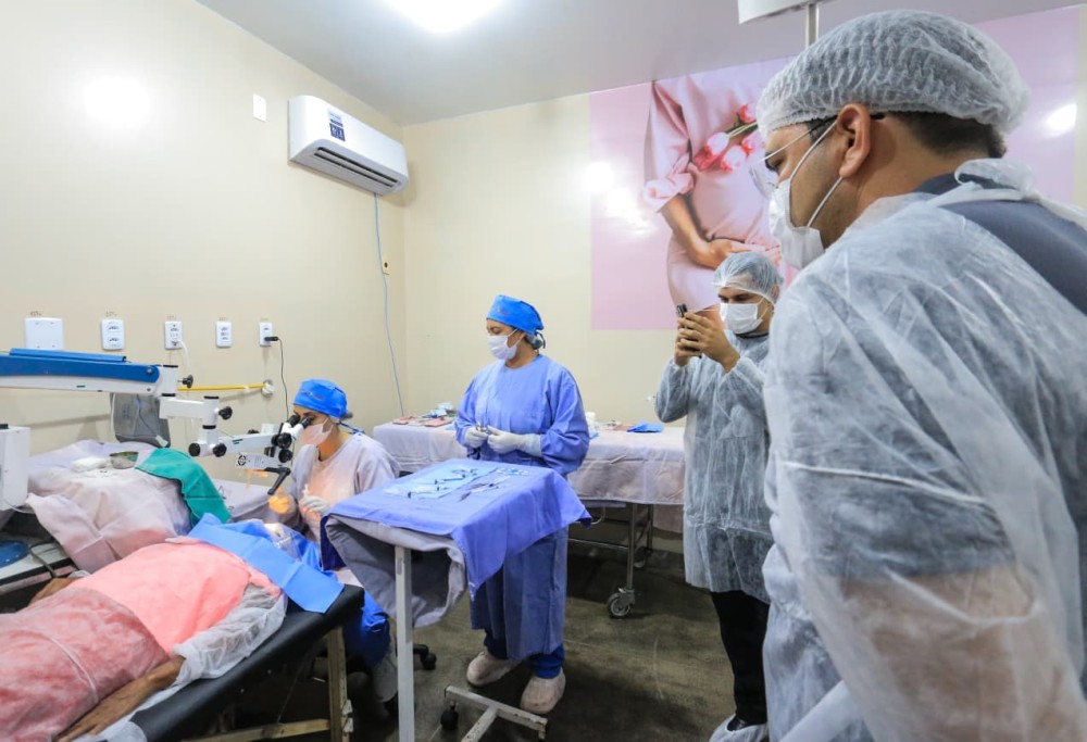 Em Parintins, mutirão com mil cirurgias oftalmológicas marca recorde de atendimentos na região