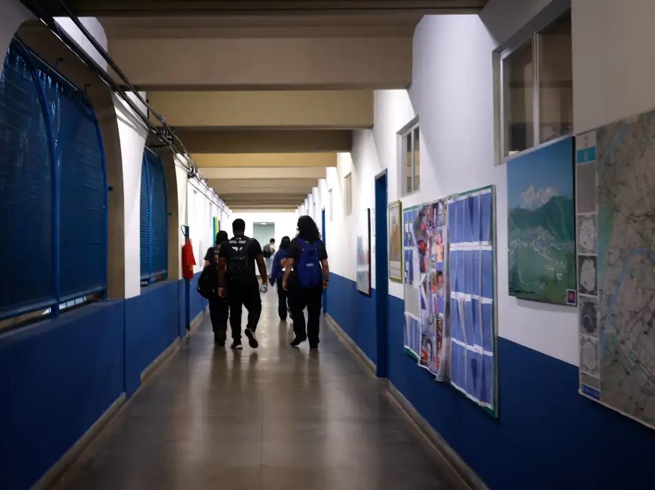 Enfrentamento à violência é desafio para 71,7% dos gestores de escolas