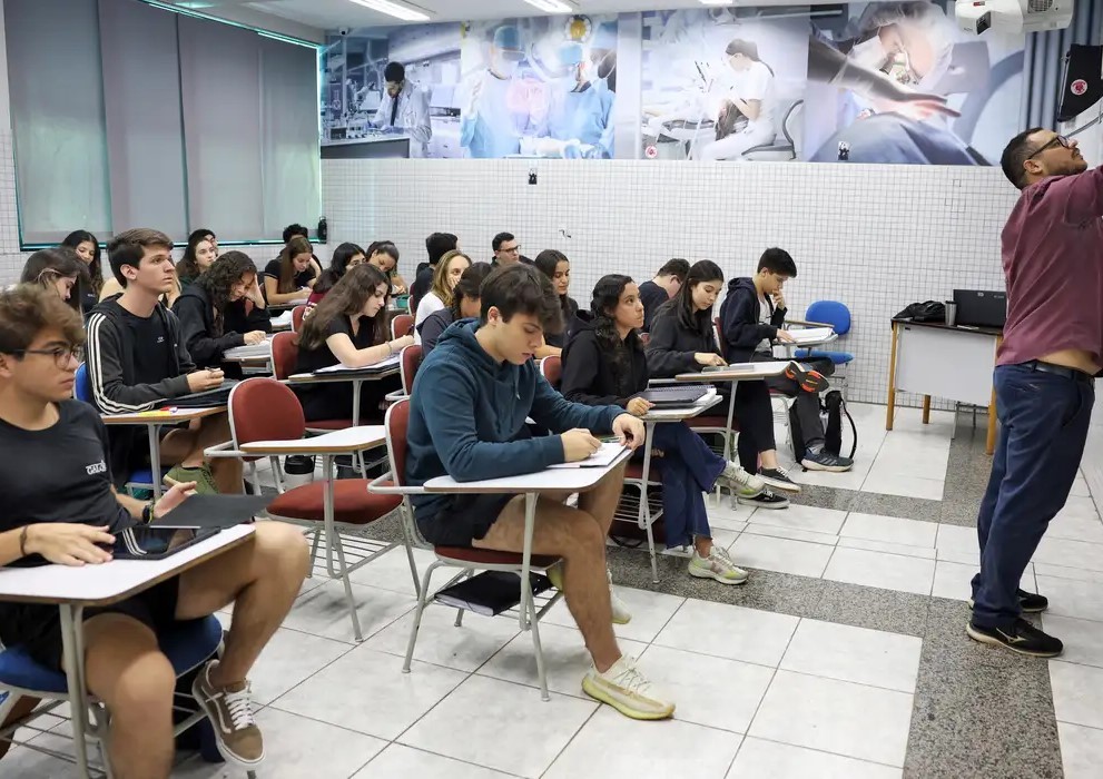 Fies 2026: pré-selecionados devem validar informações até segunda