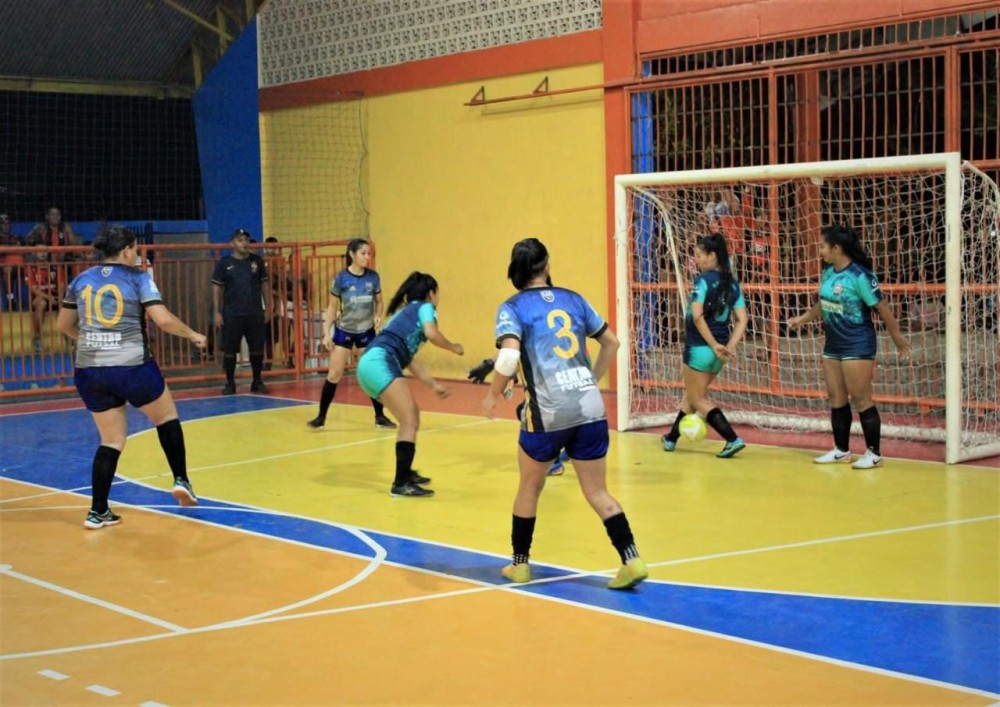 Com inscrições abertas, Copa Parintins é a bola da vez no futsal feminino
