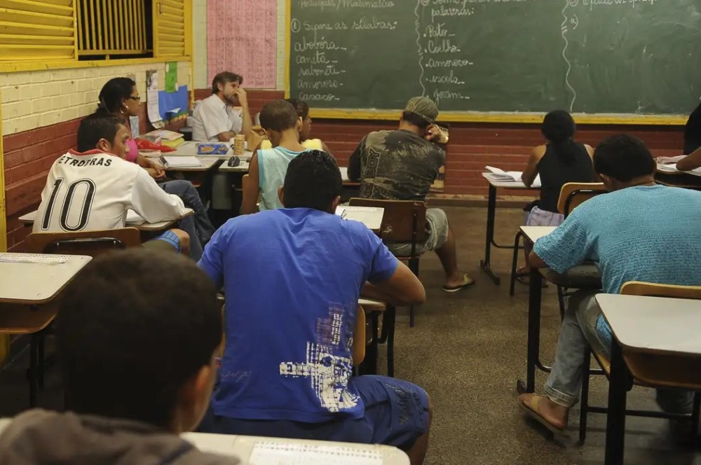 Encceja 2026: prazo de inscrição gratuita termina nesta sexta-feira