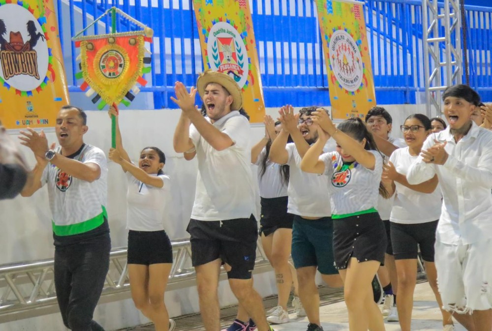 Quadrilhas intensificam preparação em ensaio geral para as 59ª Festividades Folclóricas de Parintins