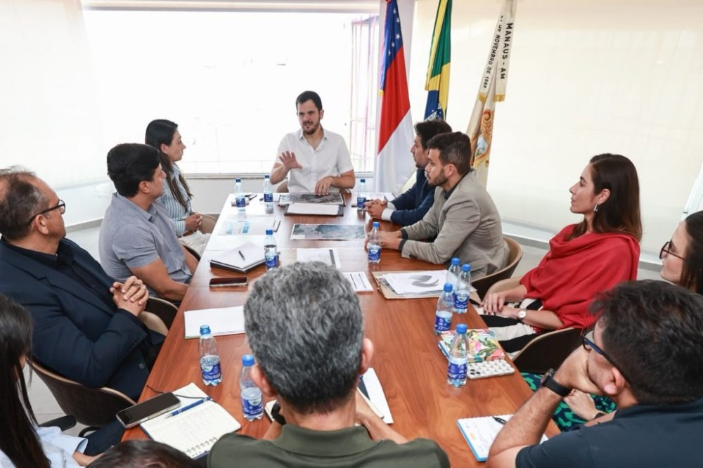 Renato Junior discute expansão dos serviços e melhorias em obras com a Energisa para ampliar atendimentos de demandas da população