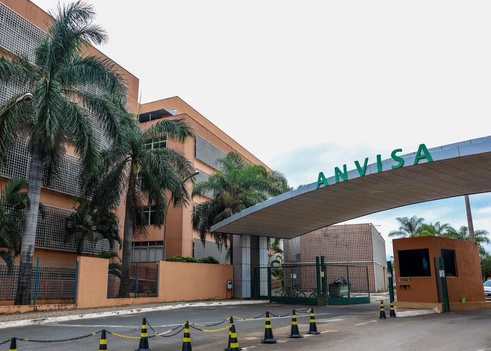 Anvisa determina recolhimento de lotes de antibióticos