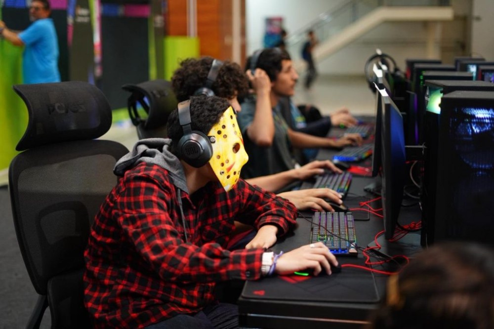 Prefeitura de Manaus une cultura geek, tecnologia e solidariedade no ‘Matsuri Tecnogame’ 2026 na Ponta Negra