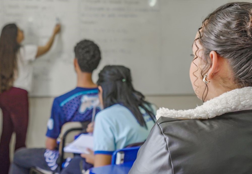 Nascidos em maio e junho recebem parcela do Pé-de-Meia, nesta quarta