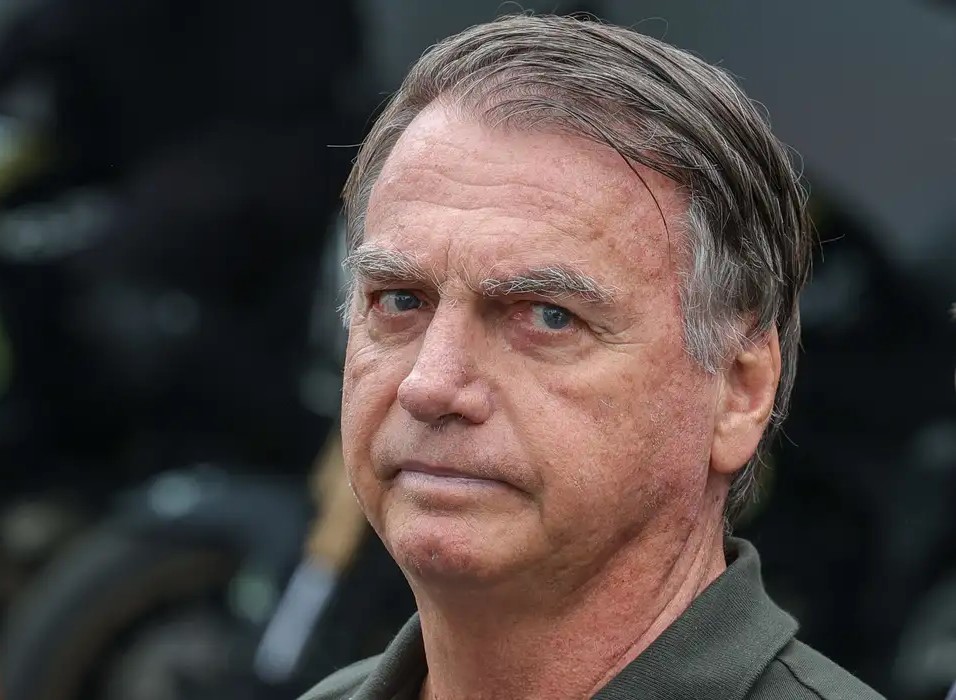PGR defende que Bolsonaro seja mantido em prisão domiciliar
