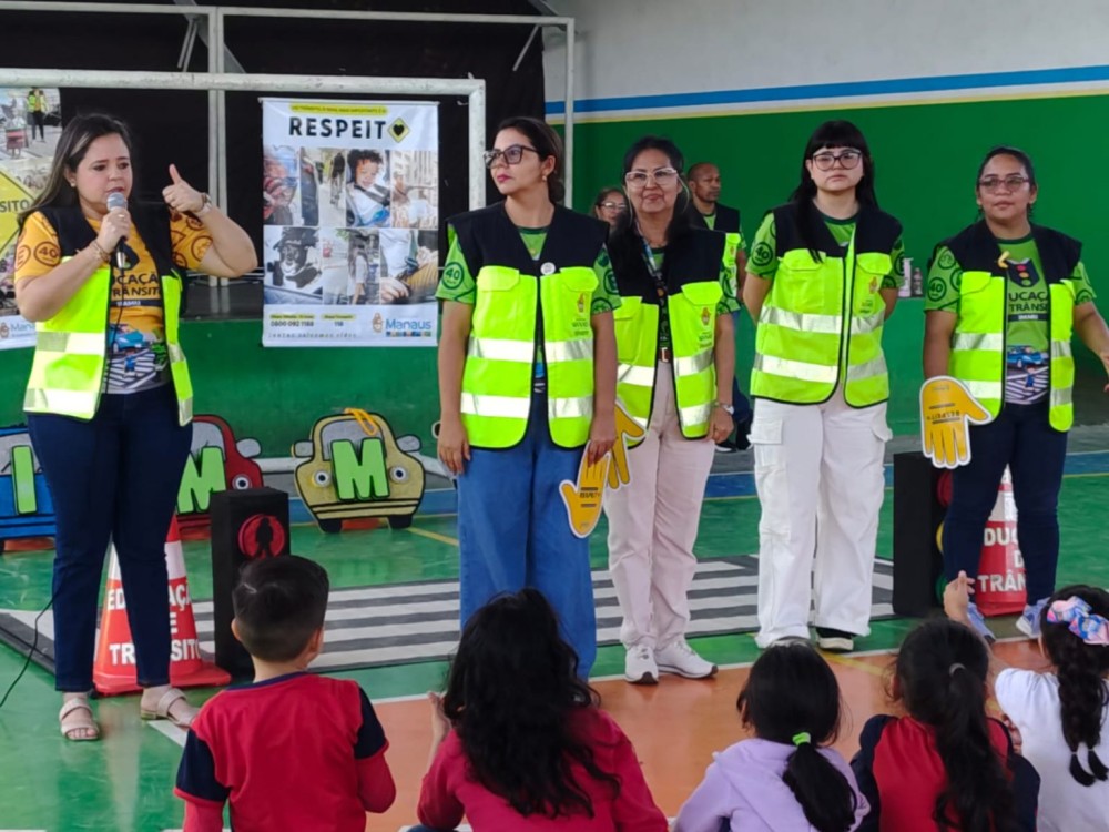 Prefeitura leva projeto ‘Trânsito na Escola’ a estudantes da zona Leste de Manaus