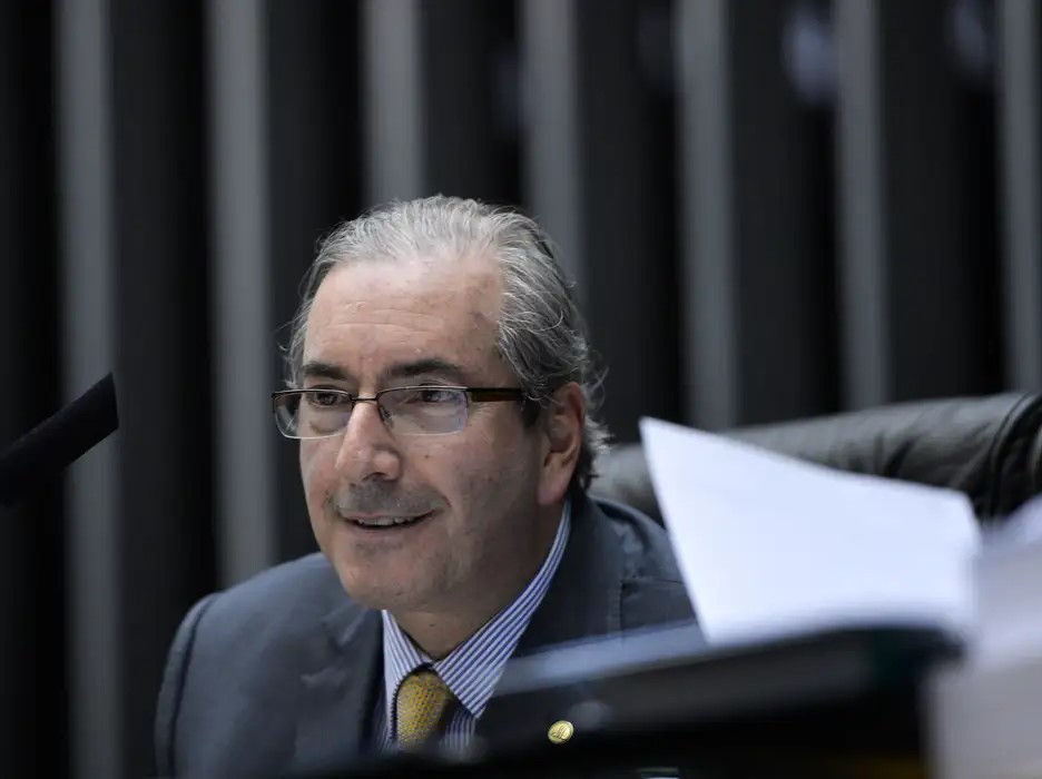 STF bloqueia R$ 6 milhões de Eduardo Cunha por indicação de emendas