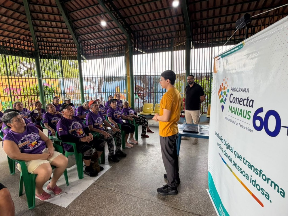 Prefeitura de Manaus amplia ações de prevenção a golpes digitais contra a pessoa idosa na zona Norte