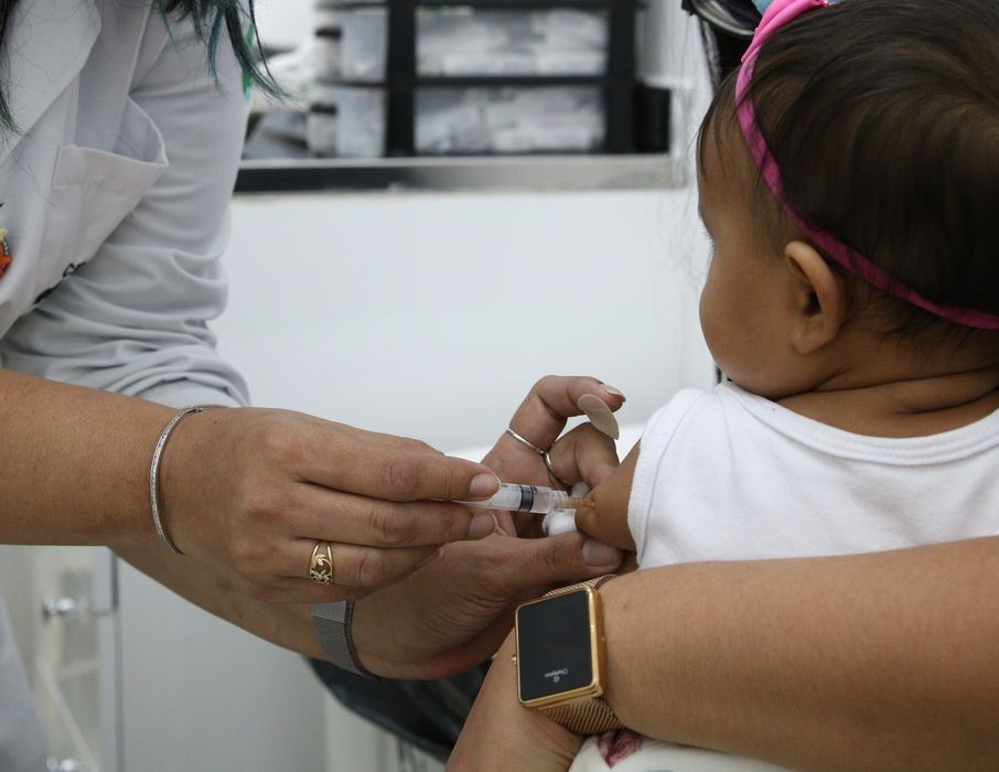Unicef: 13,5 milhões de crianças não recebem vacina no 1° ano de vida