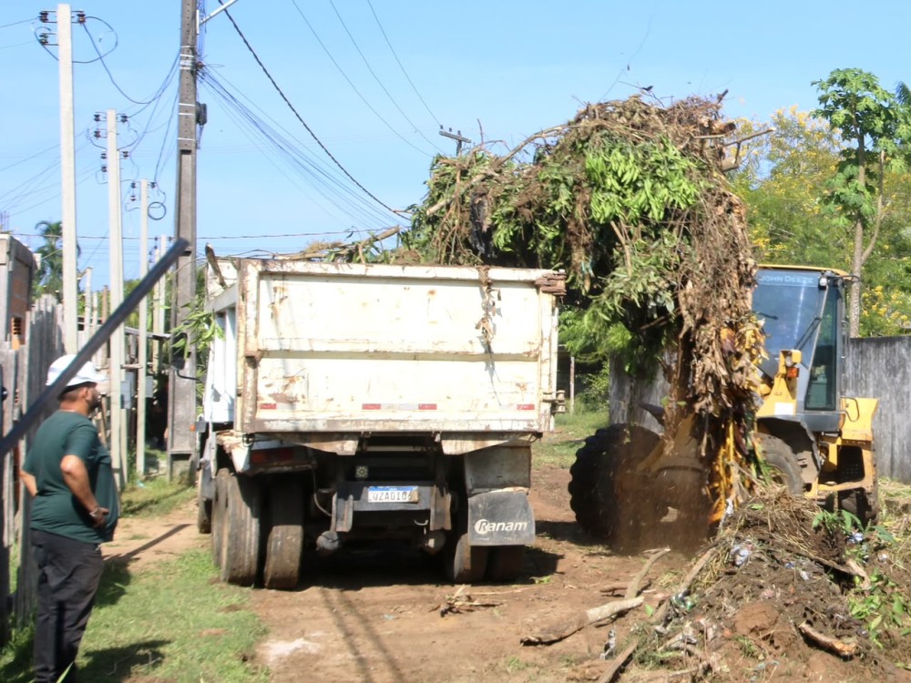 Nova etapa das obras do Pascoal Alaggio leva melhorias às vias do bairro Nova Conquista