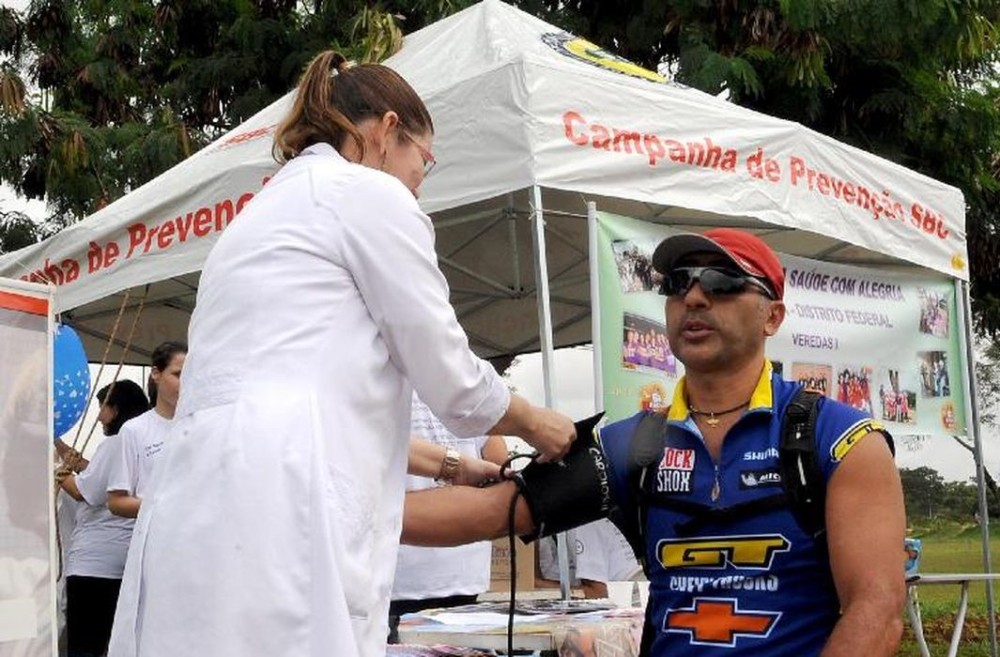 Pesquisa de polipílula para prevenção do AVC busca 8,5 mil voluntários