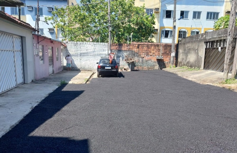 Prefeitura de Manaus recupera pavimento e melhora circulação no bairro Dom Pedro