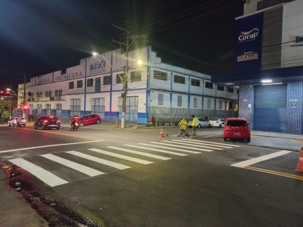 Ações de sinalização viária da prefeitura atendem bairros da zona Sul durante ‘Manaus que a Gente Cuida’