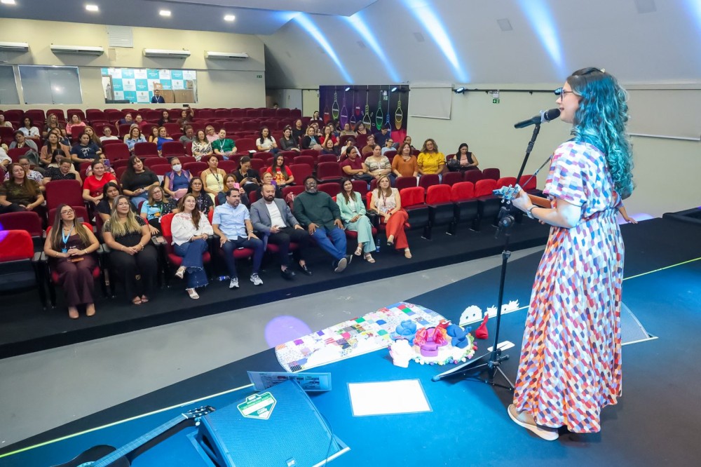 Prefeitura de Manaus promove formação para fortalecer desenvolvimento infantil