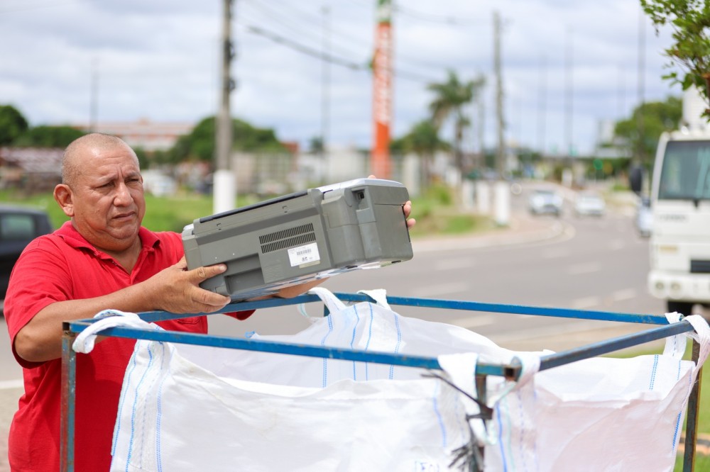 Prefeitura amplia rede para descarte correto de eletrônicos em Manaus