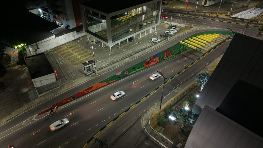 Prefeitura leva arte, cultura e novas cores ao viaduto Antônio Simões, no Parque 10