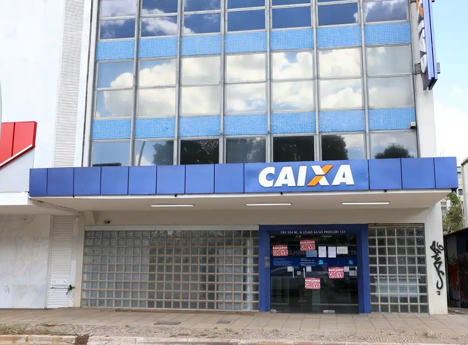 Trabalhadores da Caixa decidem na próxima semana sobre fim da greve